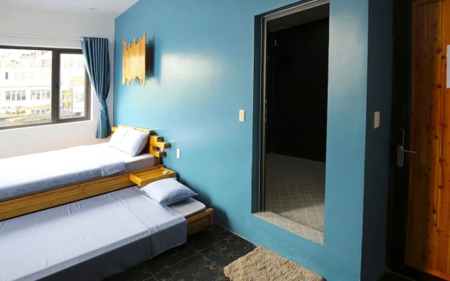 Cat Ba Pod Hostel