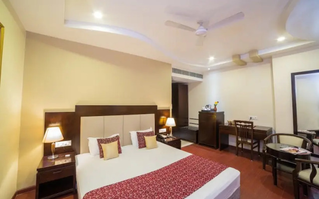 Gold Leaf Hotel