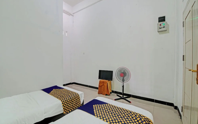 Hotel O Penginapan Puti SyariahNearBandara Sultan Syarif Kasim II