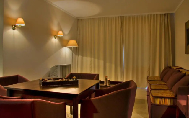 Royal Beach Apartments