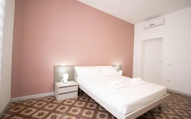 Welcomely - Xenia Boutique House 3