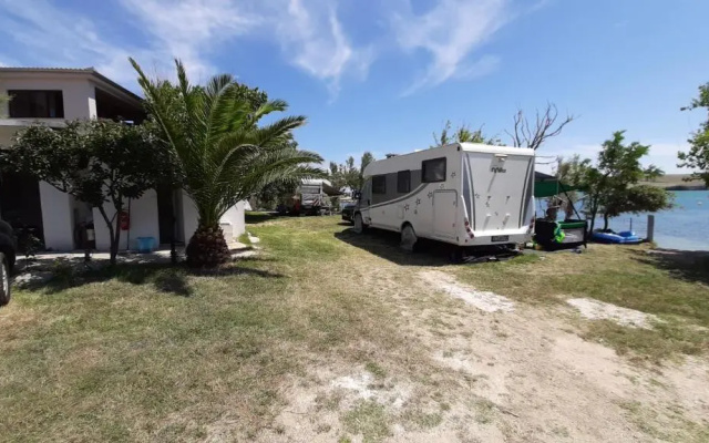 Camp Pere