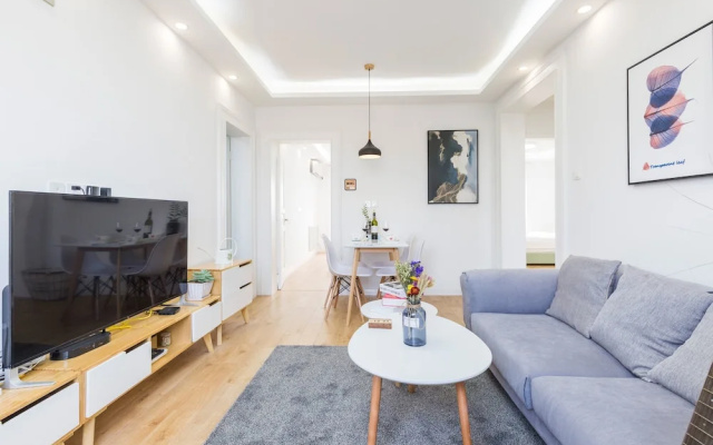 Lazy Apartment - Zhaojiabang Road