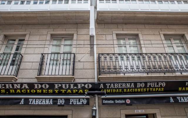 Отель Hostal Hotil Испания, Ла-Корунья - отзывы, цены и фото номеров - забронировать отель Hostal Hotil онлайн вид на фасад