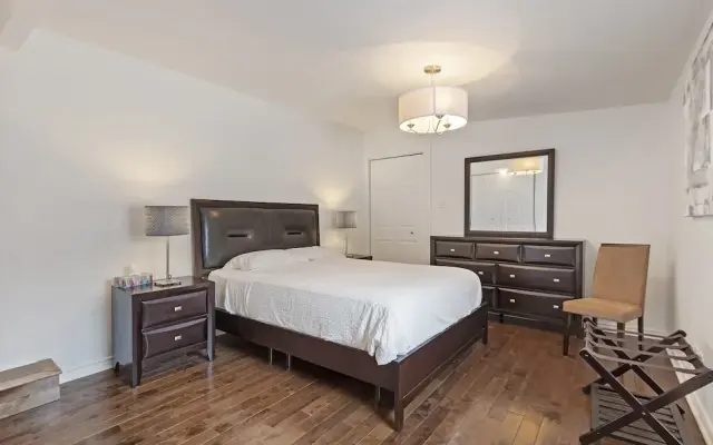 BnbEra - The Rock Apartment