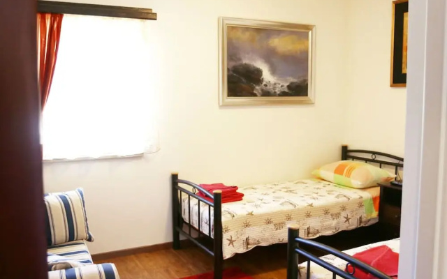 Picturesque Holiday Home in Bra? With Swimming Pool