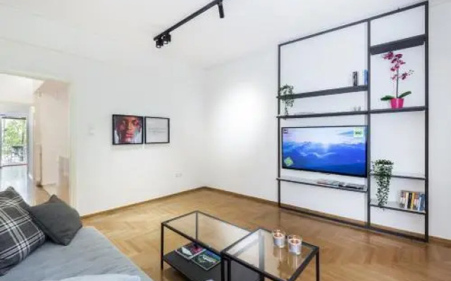 Likavittos Apartments