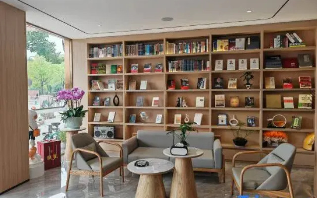 Weisika Hotel (Zhaotong Yuanbaoshan Park)