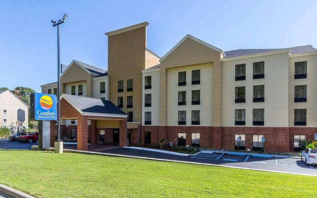 Comfort Inn & Suites Dalton West