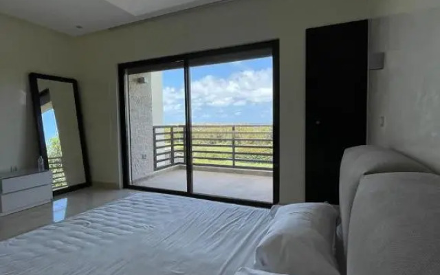 Magnifique villa de 1500m^avec piscine