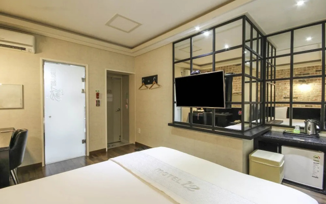 Twelve Motel