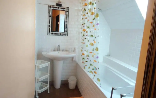 House With one Bedroom in Saint-jacut-de-la-mer, With Enclosed Garden