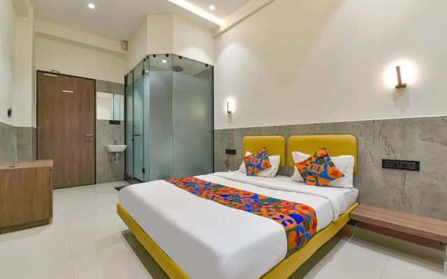 Hotel Gold Palace Inn