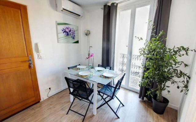 Gambeta Cannes Apartment