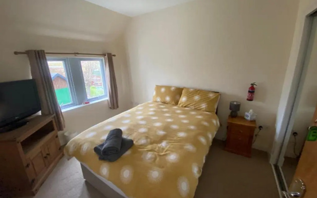 Little Ship Inn Rooms (Adults Only)