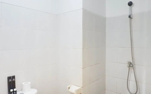 Cozy Living Studio Apartment at Puri Mas