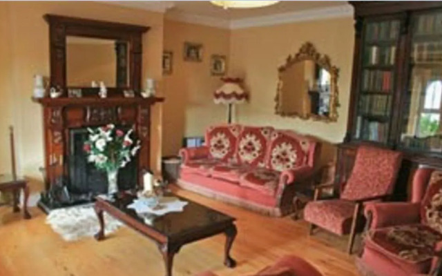 Tom and Eileen's Farmhouse B&B