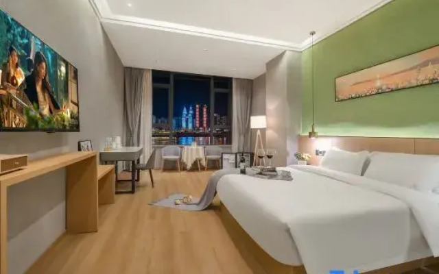 Xingyuan River View Hotel