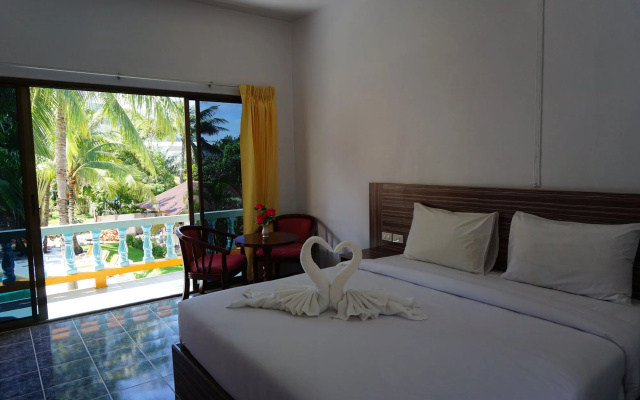 Club Coconut Resort