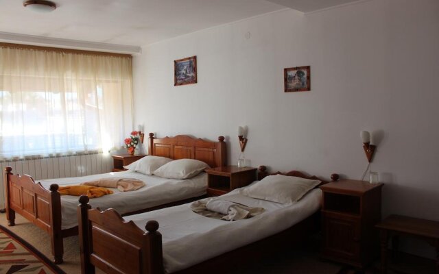 Pri Ani Guest House