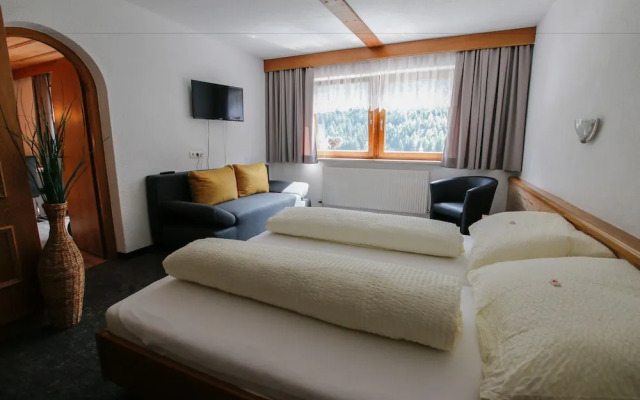 Hotel Tia Apart