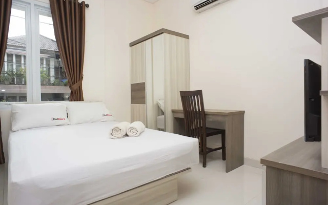 Anggrek Residence by ReDdoorz
