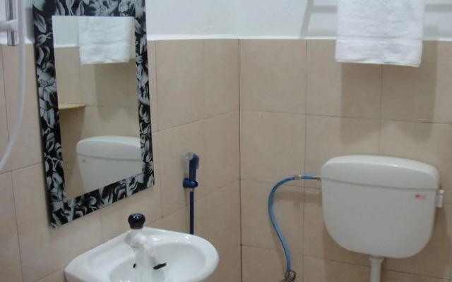 Dhania Motel