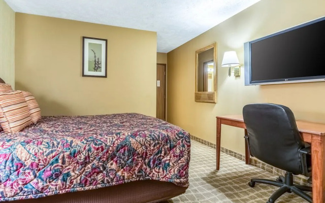 Coyote East Motel