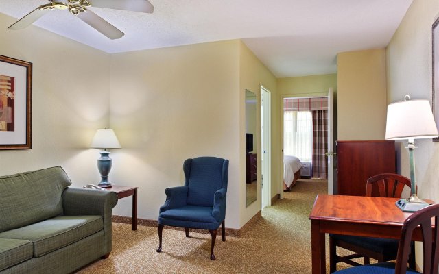 Country Inn & Suites by Radisson, Elgin, IL 1
