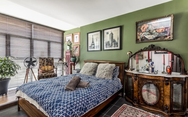 Waterloo Two Storey Garden Penthouse Apartment