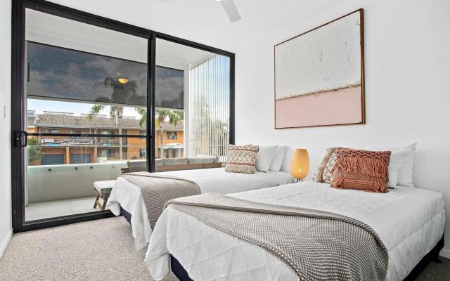 No 5 Rockpool 69 Ave Sawtell