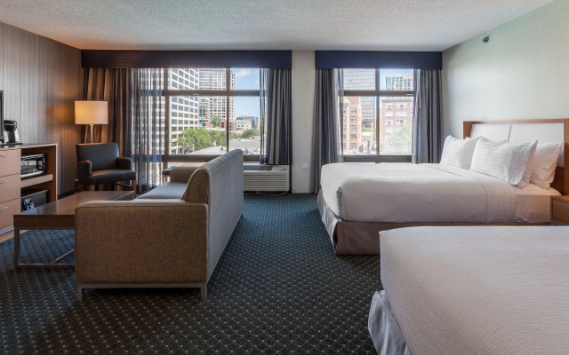 Holiday Inn Chicago North-Evanston by IHG