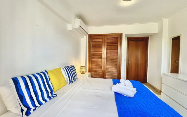 Vilamoura Central 11 With Pool by Homing