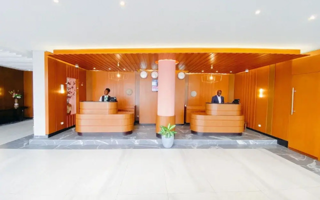 Manou Hotel