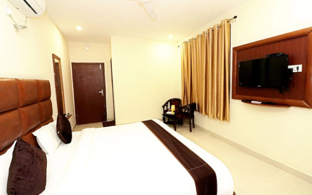 Hotel Dev Ganga
