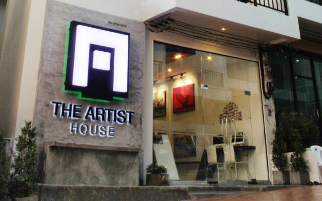 Отель The Artist House вид на фасад