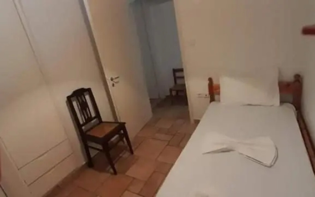 Soile Georgia-House