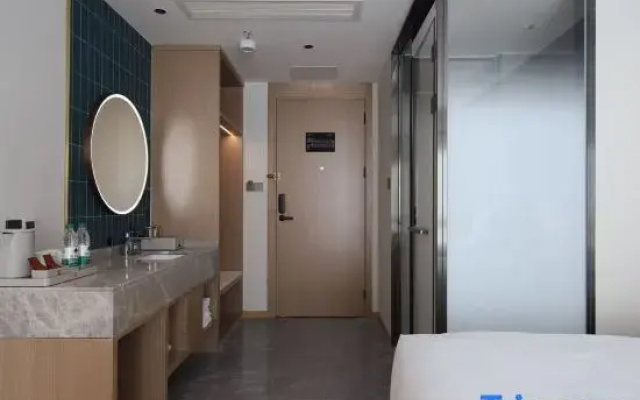 R ROYALSS HOTEL (Guanchang in Fuzhou)