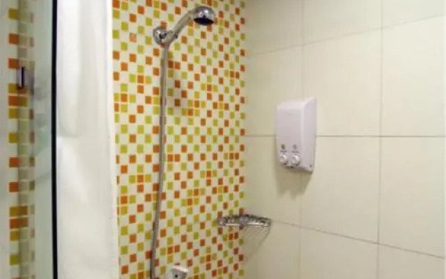 Home Inn Ji'nan Quancheng Plaza Chaoshan Street