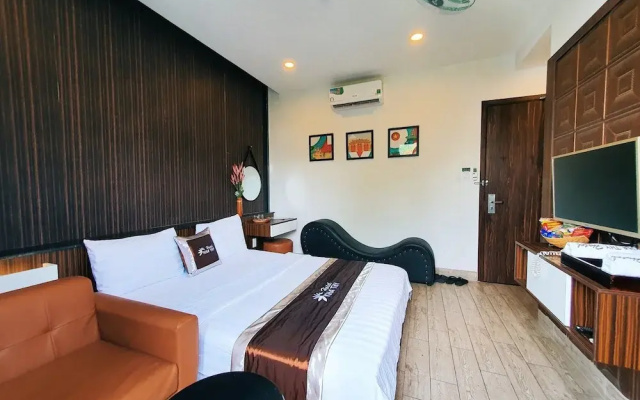 Kha Thy Hotel by OYO Rooms