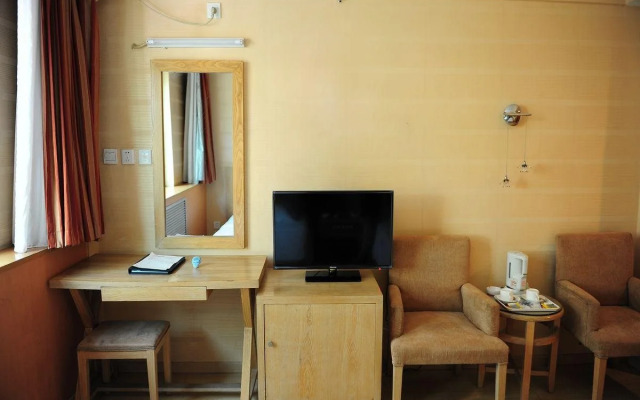 Rongbao Hotel