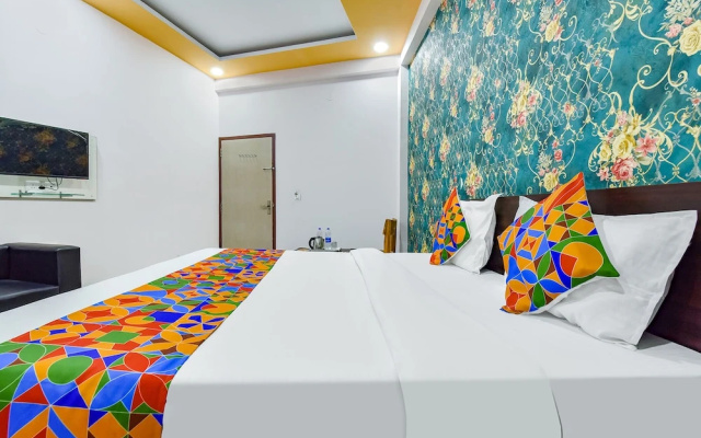 Fabhotel Sarvika