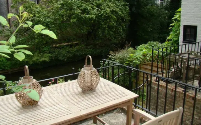 Holiday Home Cozy House on the canal