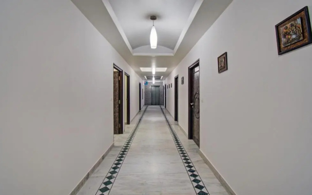 Treebo Maharaja Residency Family Hotel