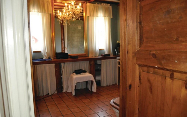 Nice Home in Mellerud With 2 Bedrooms