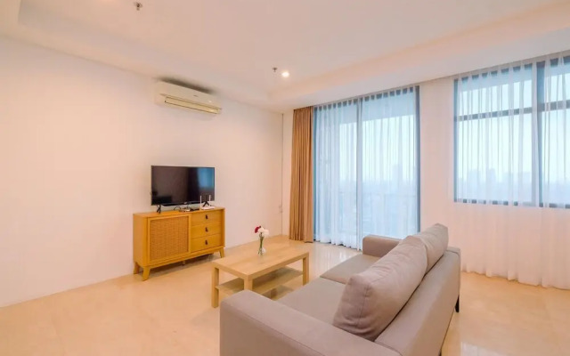 Spacious and Nice 3BR Apartment at Veranda Residence Puri