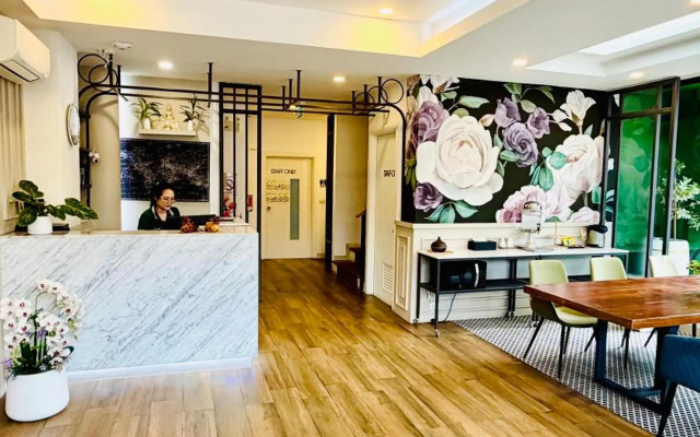 Viva Lavida Hotel