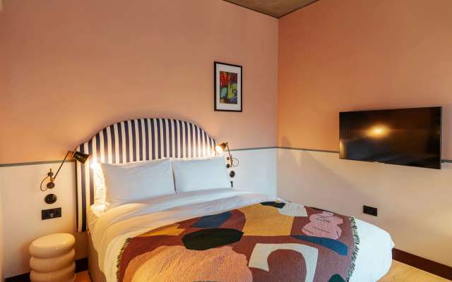 room2 London Chiswick Hometel