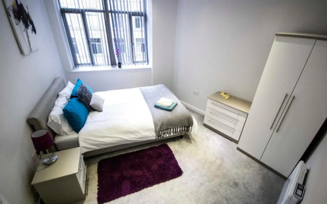 Stayzo Self Catering Accommodation 3 -bradford UK