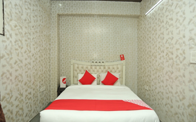 OYO 18530 Comfort Inn